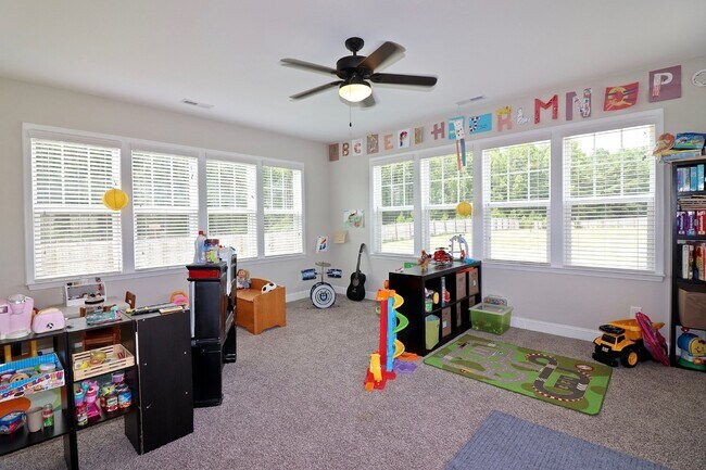 1376 Farm Life School Rd in Carthage, NC - Building Photo - Building Photo