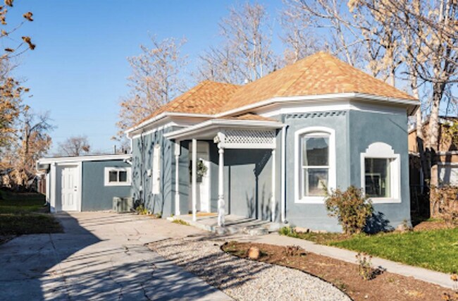 437 N 700 W in Salt Lake City, UT - Building Photo - Building Photo