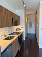 9 Medford St, Unit 314 in Somerville, MA - Building Photo - Building Photo