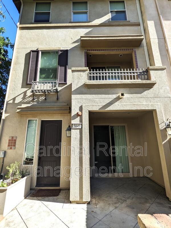 5049 Mosaic Ct in Los Angeles, CA - Building Photo - Building Photo