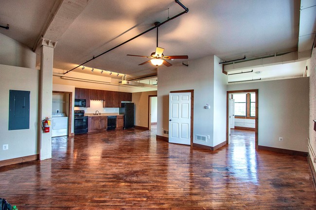 Linden Lofts in York, PA - Foto de edificio - Interior Photo