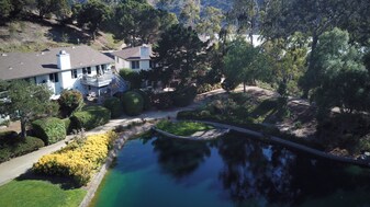 4495 Caminito Cuarzo in San Diego, CA - Building Photo