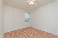 1923 N 7th St photo'