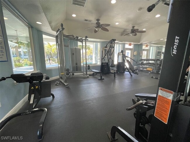 2585 Grassy Point Dr in Lake Mary, FL - Building Photo - Building Photo