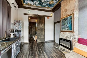 1112 Touro St in New Orleans, LA - Building Photo - Interior Photo