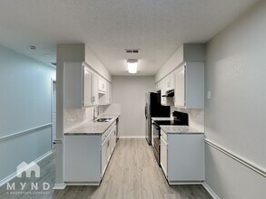 6518 Oak Forest Ct in Fort Worth, TX - Building Photo - Building Photo