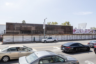 The Leonard on Beverly in Los Angeles, CA - Building Photo - Building Photo