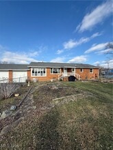 964 Country Club Dr in Zanesville, OH - Building Photo - Building Photo