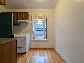 2619 N Spaulding Ave in Chicago, IL - Foto de edificio - Building Photo