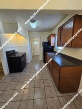 1618 Coal Ave SE in Albuquerque, NM - Foto de edificio - Building Photo