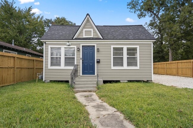 property at 5411 Arapahoe St