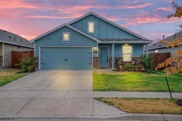 property at 2919 Cascade Ln