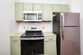 1009 Hudson Ave in Peekskill, NY - Building Photo - Building Photo