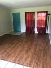 11824 E Cypress Dr in Carbondale, IL - Building Photo - Building Photo