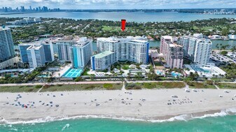 5161 Collins Ave, Unit 516 in Miami Beach, FL - Building Photo