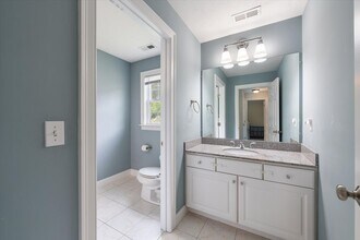 5 Bayberry Ln in Ayer, MA - Building Photo - Building Photo