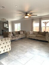 6115 Esmerelda Ave. in Bakersfield, CA - Building Photo - Building Photo