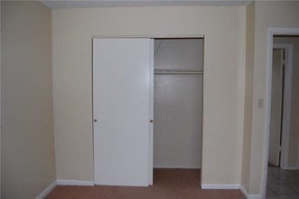 2000 SW 96th Ave-Unit -2N in Miramar, FL - Foto de edificio - Building Photo