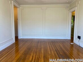 92 Maple St, Unit 6 in Malden, MA - Building Photo - Building Photo