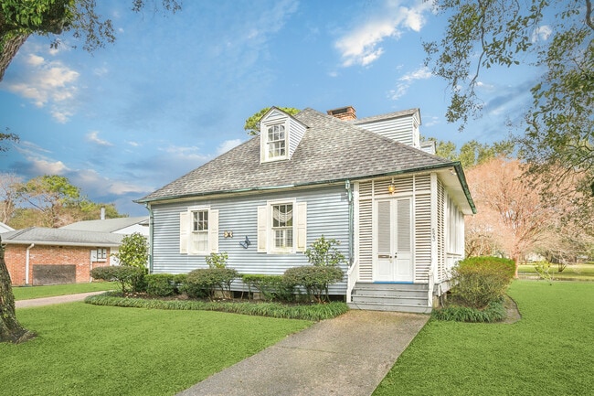 property at 523 Turquoise St