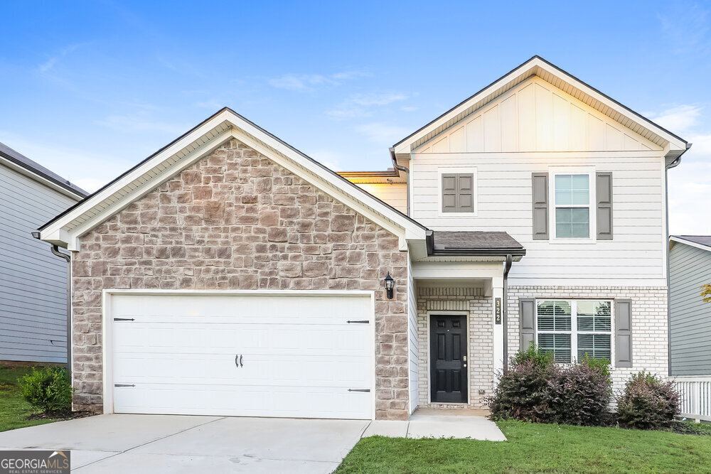 322 Hamilton Pointe Dr in Mcdonough, GA - Building Photo
