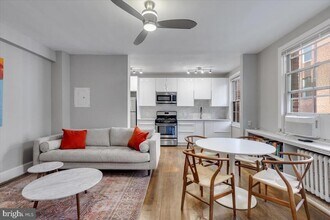 1301 Longfellow St NW in Washington, DC - Building Photo - Building Photo