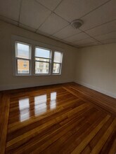 14 Alberta Ter, Unit 3 in Cambridge, MA - Building Photo - Building Photo