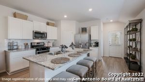 5528 Trinity Run in San Antonio, TX - Building Photo - Building Photo