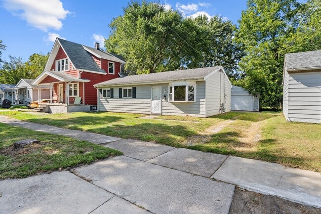 property at 2038 Airline Ave