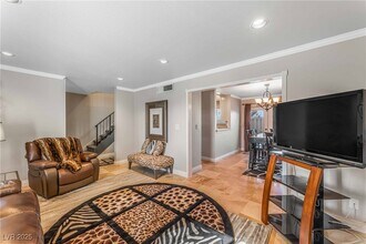 1038 Tam O Shanter in Las Vegas, NV - Building Photo - Building Photo
