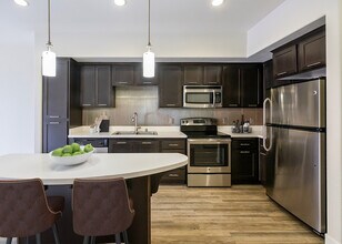 Urbana Rental Flats in San Diego, CA - Foto de edificio - Building Photo