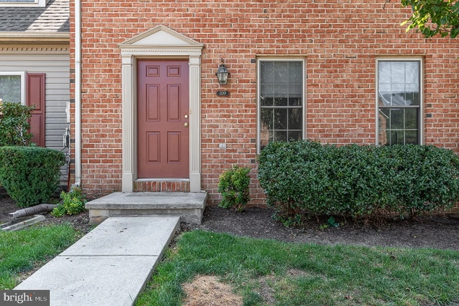 109 Hunters Ridge Dr in Harrisburg, PA - Building Photo - Building Photo