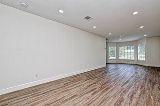 5609 Denmark St in Houston, TX - Building Photo - Building Photo