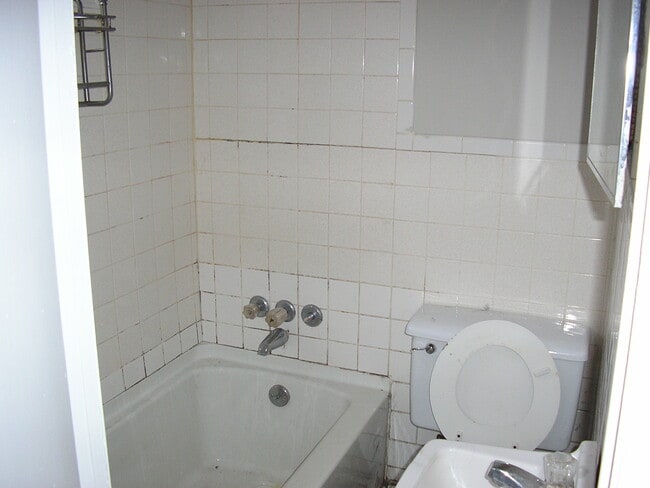 1533 N Sunrise Dr in Bowling Green, KY - Building Photo - Building Photo
