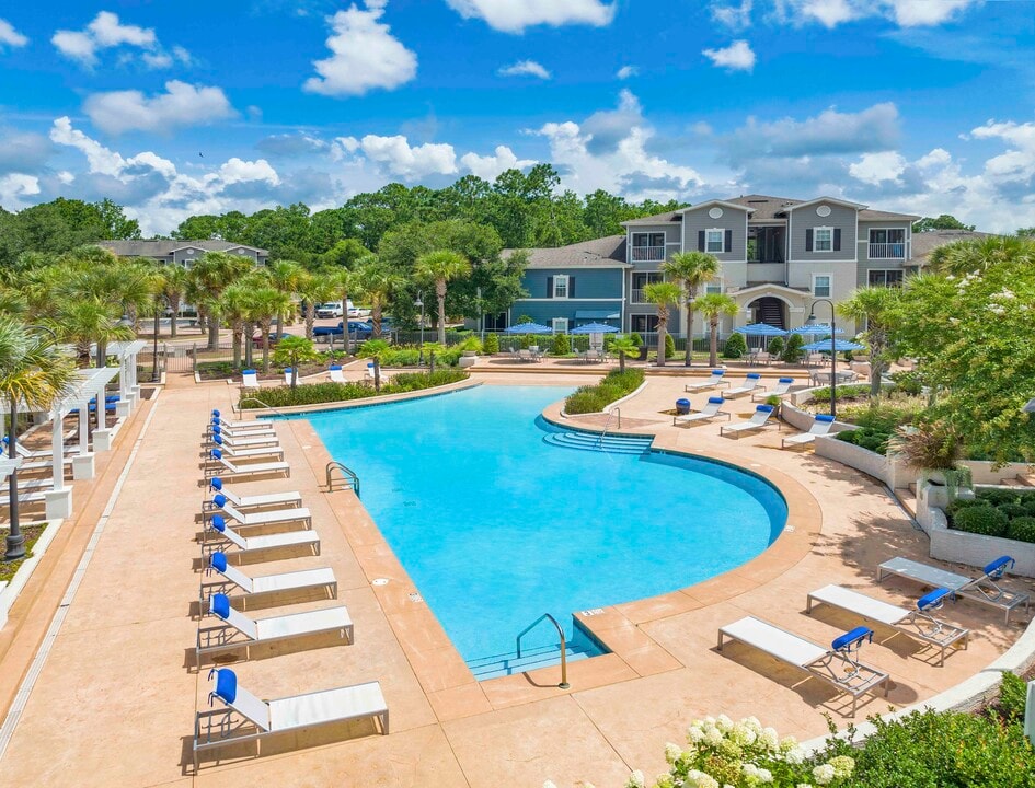 MAA Traditions in Gulf Shores, AL - Foto de edificio