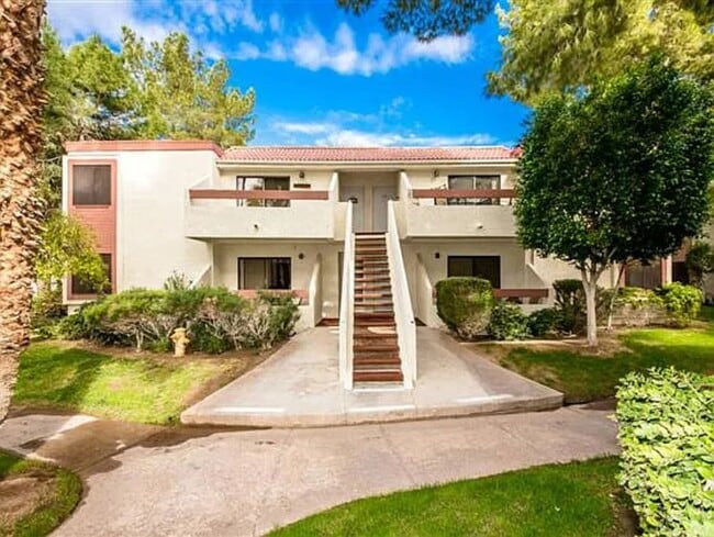 441 Moser Ave in Bullhead City, AZ - Foto de edificio - Building Photo