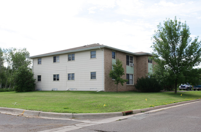 Tower Ave Apartments in Superior, WI - Building Photo - Building Photo