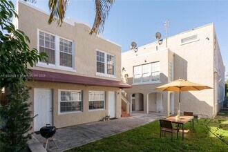 4349 Sheridan Ave in Miami Beach, FL - Building Photo - Building Photo