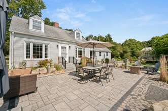 10 Hilltop Rd in East Lyme, CT - Building Photo - Building Photo