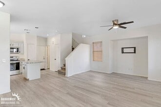 22067 N 30th Dr in Phoenix, AZ - Building Photo - Building Photo