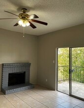 12118 W Bellfort Ave in Stafford, TX - Building Photo - Building Photo