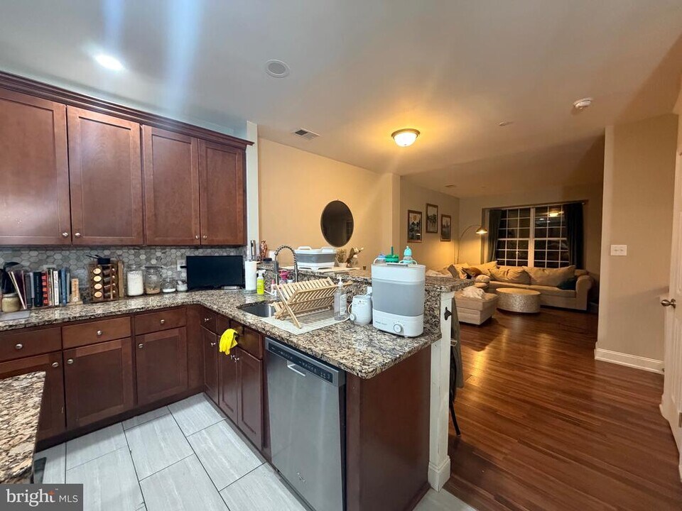 1120 Munyon Dr in Glassboro, NJ - Building Photo