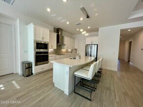 437 Aquamarine Wy in Daytona Beach, FL - Building Photo - Building Photo