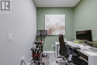 225 Sumach St in Toronto, ON - Building Photo - Building Photo