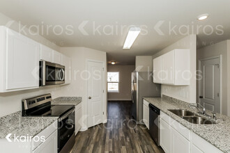 305 E Boulder Rd in Henderson, NC - Building Photo - Building Photo