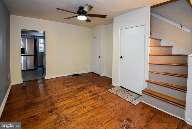 132 Conarroe St in Philadelphia, PA - Building Photo - Building Photo