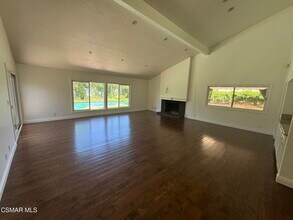 1832 Fallview Rd in Westlake Village, CA - Building Photo - Building Photo