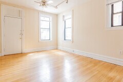 3525 N Wilton Ave in Chicago, IL - Building Photo - Building Photo