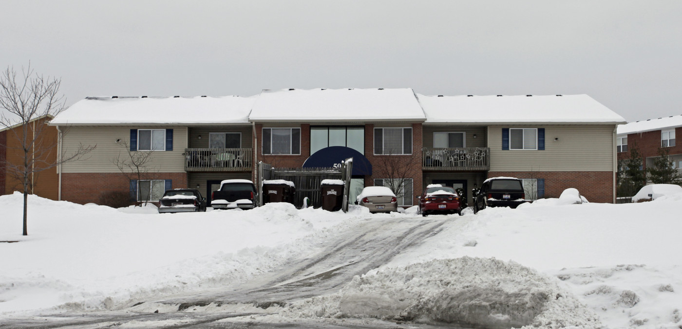 50 Heffron Dr in Fairfield, OH - Foto de edificio