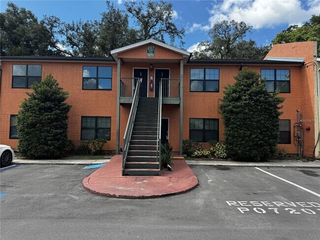 property at 307 Oak Rose Ln